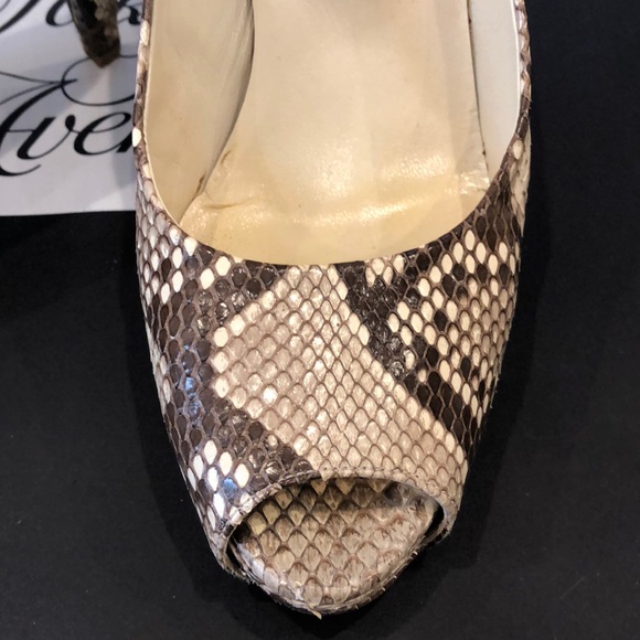 GORGEOUS Bally Python Pumps Size 8.5 - Picture 6 of 6